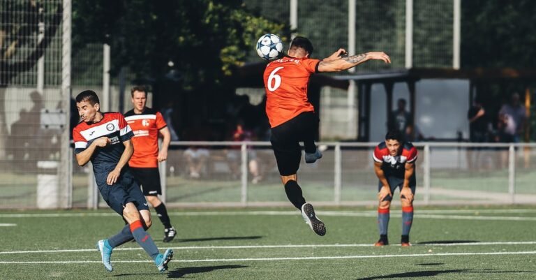 Handy Tips And Amazing Advice To Improve Your Football Skills